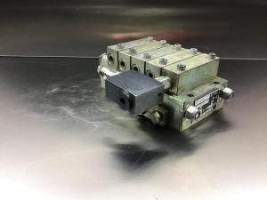 Liebherr Bloque de distribución